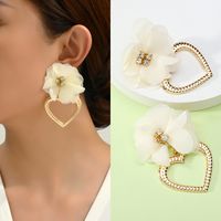 1 Pair Retro Flower Metal Plating Women's Drop Earrings main image 6