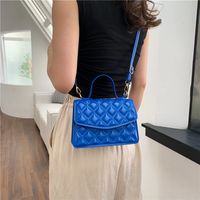 Women's Small Pu Leather Solid Color Elegant Classic Style Square Flip Cover Shoulder Bag Handbag Crossbody Bag main image 3