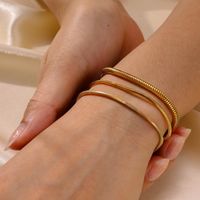 IG Style Classic Style Solid Color 304 Stainless Steel 18K Gold Plated Bracelets In Bulk main image 3