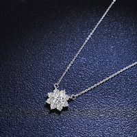 Simple Style Flower Sterling Silver Inlay Moissanite Zircon Pendant Necklace main image 3