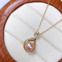 Lady Irregular Copper Inlay Freshwater Pearl Zircon Pendant Necklace sku image 3