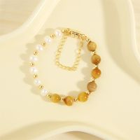 Simple Style Irregular Round Artificial Gemstones Freshwater Pearl Copper Handmade Plating 18k Gold Plated Bracelets main image 5