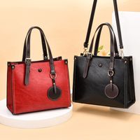 Women's Large Summer Pu Leather Classic Style Tote Bag main image 6