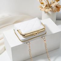 Women's Pu Leather Solid Color Lingge Streetwear Square Magnetic Buckle Crossbody Bag sku image 2