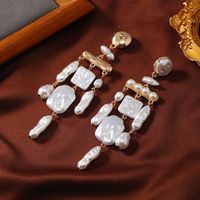 1 Pair Elegant Exaggerated Irregular Tassel Beaded Alloy Freshwater Pearl Drop Earrings main image 1