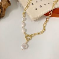 Wholesale Jewelry Simple Style Round Imitation Pearl Iron Copper Plating Pendant Necklace main image 3
