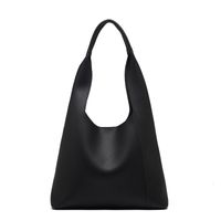 Women's Medium All Seasons Pu Leather Classic Style Shoulder Bag main image 4