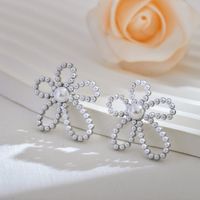 1 Pair Lady Korean Style Flower Inlay Stainless Steel Pearl Ear Studs sku image 2