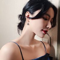 1 Pair Korean Style Geometric Inlay Alloy Rhinestones Drop Earrings main image 2