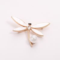 Sweet Butterfly Imitation Pearl Alloy Women's Brooches sku image 2