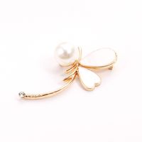Sweet Butterfly Imitation Pearl Alloy Women's Brooches sku image 1
