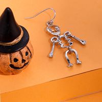 1 Pair Funny Spider Hollow Out Alloy Drop Earrings main image 3