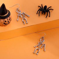 1 Pair Funny Spider Hollow Out Alloy Drop Earrings main image 4