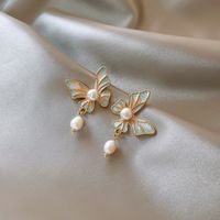 Fashion Heart Shape Butterfly Bow Knot Copper Inlay Artificial Pearls Shell Zircon Earrings 1 Pair sku image 10