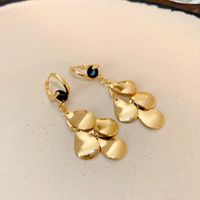 1 Pair Retro Lady Water Droplets Tassel Plating Alloy Gold Plated Drop Earrings main image 5