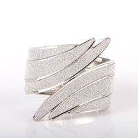 Ig Style Simple Style Solid Color Wings Alloy Metal Inlay Rhinestones Women's Bangle main image 4