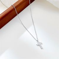 Simple Style Commute Cross Stainless Steel White Gold Plated Gold Plated Zircon Pendant Necklace In Bulk main image 4