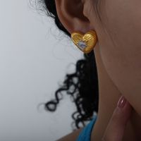 1 Pair Elegant Luxurious Heart Shape Plating Inlay Brass Zircon 18k Gold Plated Ear Studs main image 2