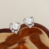 1 Pair Original Design Heart Shape Plating Inlay Freshwater Pearl Copper Zircon Ear Studs main image 1
