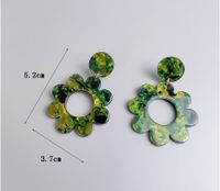 1 Pair Classic Style Flower Hollow Out Arylic Drop Earrings main image 2