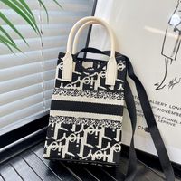 Women's Small All Seasons Polyester Streetwear Handbag sku image 40