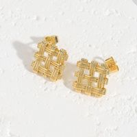 1 Pair Elegant Luxurious Classic Style Grid Asymmetrical Plating Copper 14k Gold Plated Ear Studs sku image 1