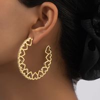 1 Pair Elegant Lady C Shape Heart Shape Plating Hollow Out Alloy 14k Gold Plated Ear Studs main image 1
