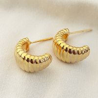 1 Pair Retro Simple Style C Shape Plating Inlay Metal Pearl Ear Studs main image 5