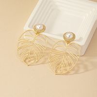 Ig Style Simple Style Leaves Alloy Plating Hollow Out Inlay Rhinestones Pearl Women's Drop Earrings 1 Pair main image 3