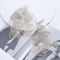 1 Pair Vintage Style Exaggerated Flower Plating Alloy Drop Earrings main image 5
