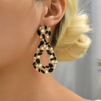 1 Pair Fashion Water Droplets Metal Inlay Rhinestones Women's Drop Earrings main image 4
