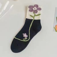Women's Sweet Flower Polyester Cotton Crew Socks A Pair sku image 1