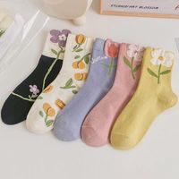 Women's Sweet Flower Polyester Cotton Crew Socks A Pair main image 5