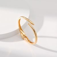 Simple Style Solid Color Metal Plating Gold Plated Women's Bangle main image 5