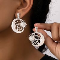 1 Pair Simple Style Sun Plating Alloy Gold Plated Ear Studs main image 3