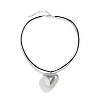 Cute Sweet Simple Style Heart Shape Alloy Three-dimensional Women's Pendant Necklace main image 3