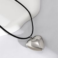 Cute Sweet Simple Style Heart Shape Alloy Three-dimensional Women's Pendant Necklace main image 4