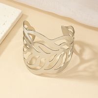 Punk Leaves Alloy Plating Gold Plated Women's Bangle main image 9