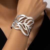 Punk Leaves Alloy Plating Gold Plated Women's Bangle main image 5