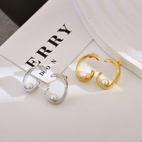 1 Pair Simple Style C Shape Plating Inlay Stainless Steel Pearl Ear Studs main image 1