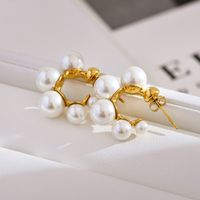 1 Pair Elegant Luxurious Round Inlay Stainless Steel Artificial Pearls Ear Studs sku image 1