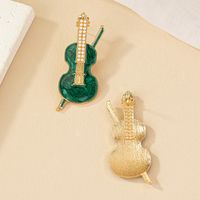 1 Pair Ig Style Retro Lady Violin Plating Inlay Alloy Artificial Pearls 14k Gold Plated Ear Studs main image 3