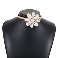 Wholesale Jewelry Elegant Flower Iron Rhinestones Inlay Necklace sku image 2