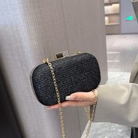 Women's Mini All Seasons Arylic Solid Color Classic Style Square Zipper Evening Bag main image 4