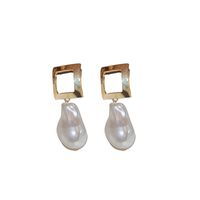 1 Pair Modern Style Rhombus Imitation Pearl Alloy Drop Earrings Earrings main image 2