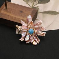 Vintage Style Flower Baroque Pearls Sterling Silver Plating Women's Brooches main image 1