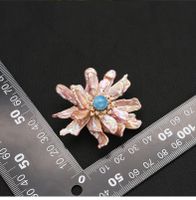 Vintage Style Flower Baroque Pearls Sterling Silver Plating Women's Brooches main image 2