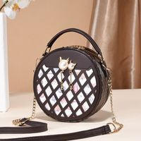 Women's Small All Seasons Pu Leather Color Block Classic Style Round Zipper Shoulder Bag sku image 3