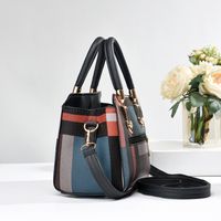Women's Large All Seasons Pu Leather Color Block Classic Style Square Zipper Tote Bag main image 4
