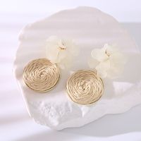 1 Pair Elegant Cute Round Flower Braid Raffia Resin Drop Earrings main image 4